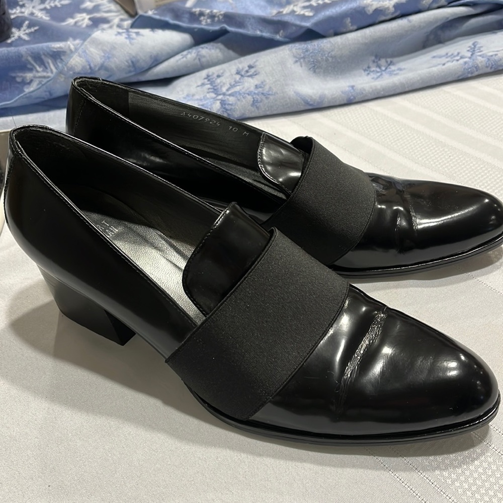 Stuart Weitzman Black Leather Pumps